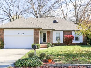 1426 S Arcadia Ave, Springfield, MO 65804