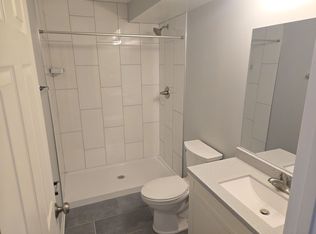 38 W 65th St, Westmont, IL 60559