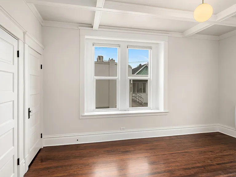 315 W McGraw St #1 — Photo 9