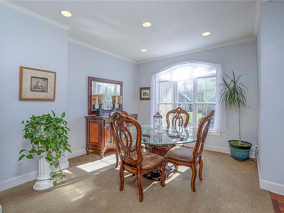 5th image of 14312 Conser St