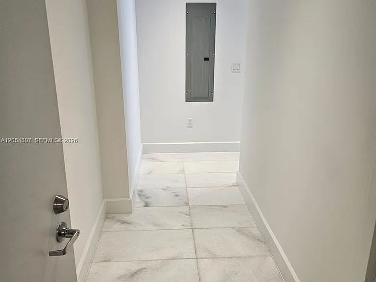 700 NE 26th #1104 — Photo 35