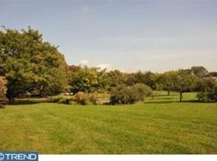 1145 Ginkgo Ln, Gladwyne, PA 19035