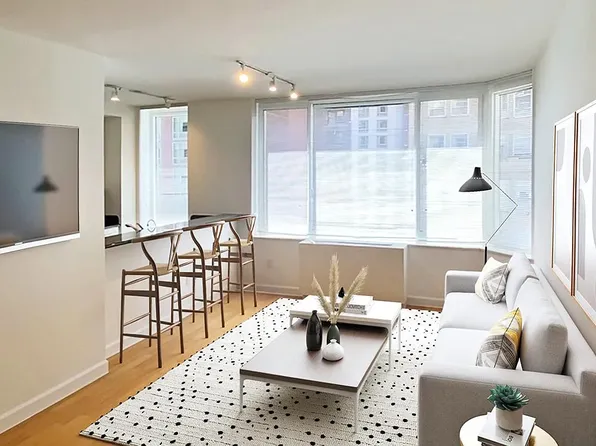 320 W 38th St, New York, NY