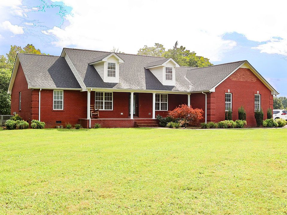1st image of 4693 Shelbyville Rd