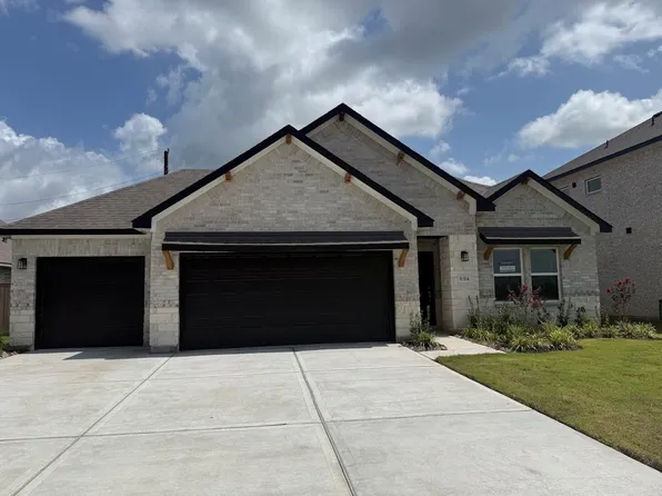3134 Emerald Hill Dr, Angleton, TX 77515