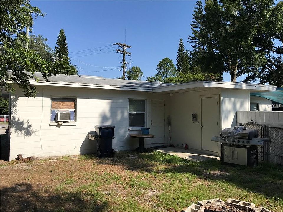 2nd image of 3806 Randall St