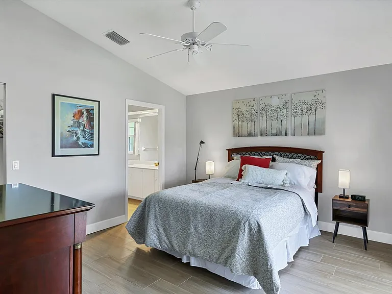 7234 Eleanor Cir #203 — Photo 17