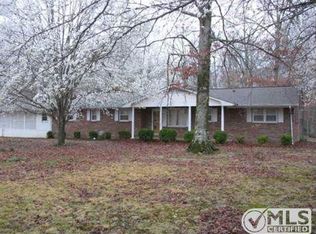 1076 Six Mile Board Rd, Six Mile, TN 37306
