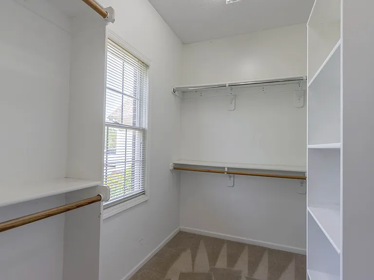 12515 Hollingsworth Rd — Photo 23