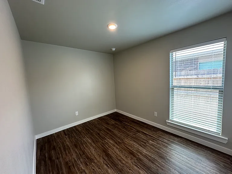 3402 Tiffin Ave #A — Photo 12