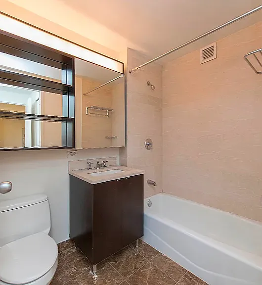 215 E 96th St #25A — Photo 7