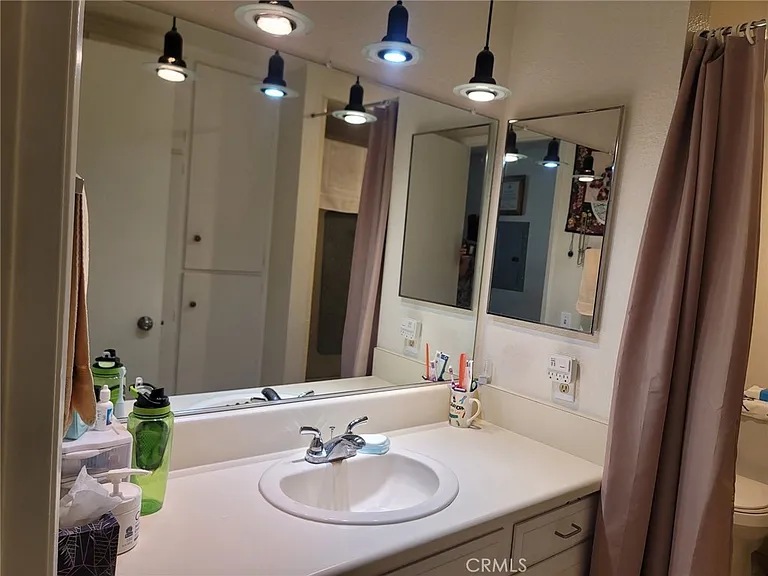 378 Avenida Castilla #D — Photo 11