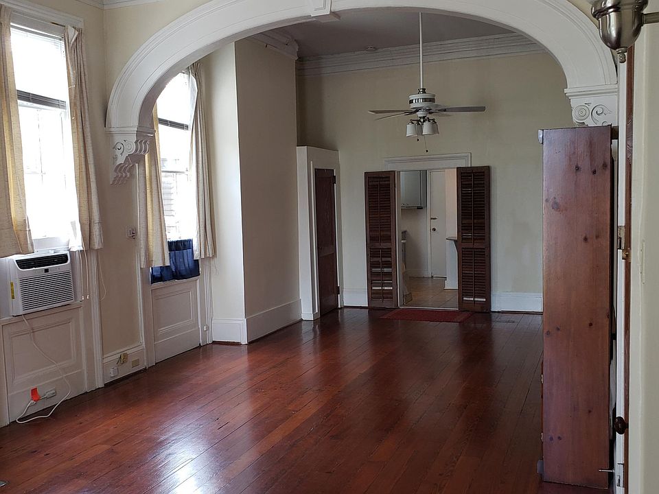 Double Parlor with original features