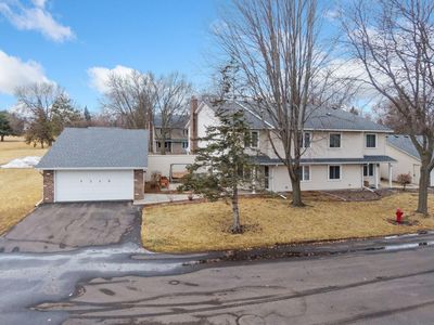 9368 Ranchview Ln N, Maple Grove, MN, 55369