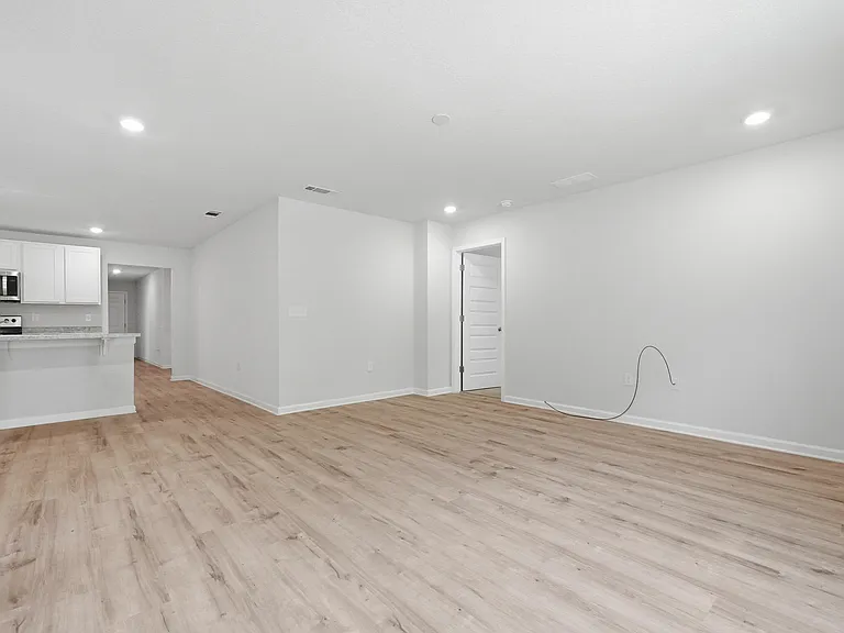 5367 Peach Dr — Photo 31