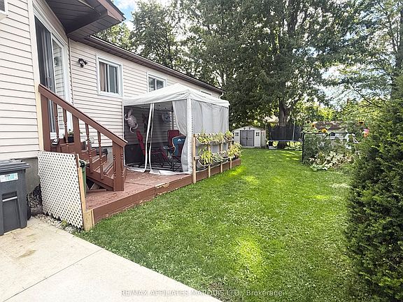 2nd image of 574 Lynwood Dr