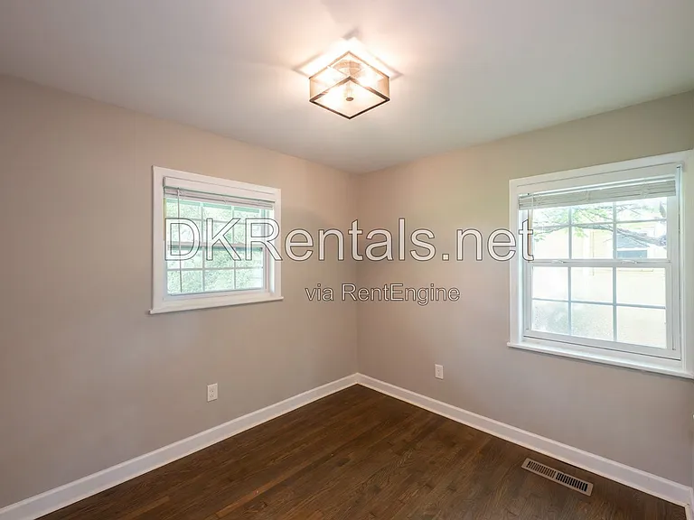 2131 Bixler Cir — Photo 18
