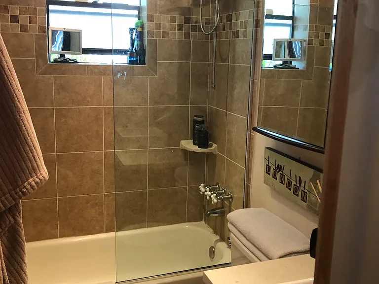 4081 N Dixie Hwy #29 — Photo 4