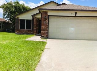8111 Sanford St, Baytown, TX 77521