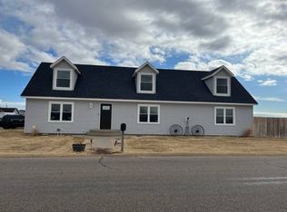 200 S Bopp Blvd, Lakin, KS 67860