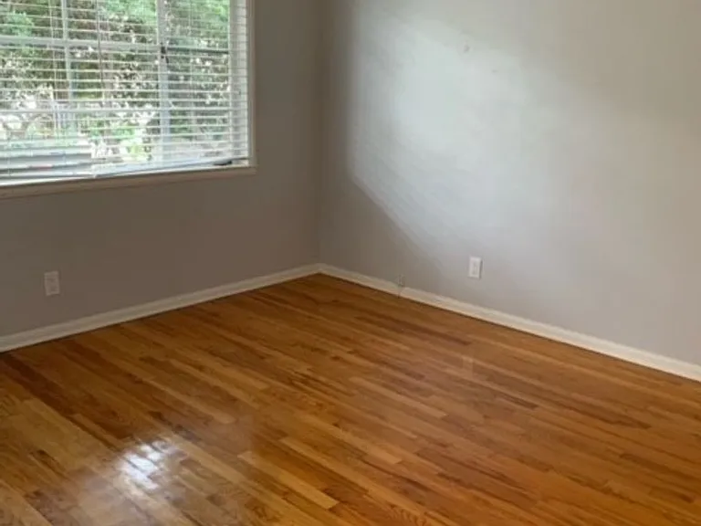 1721 Chapala St — Photo 16