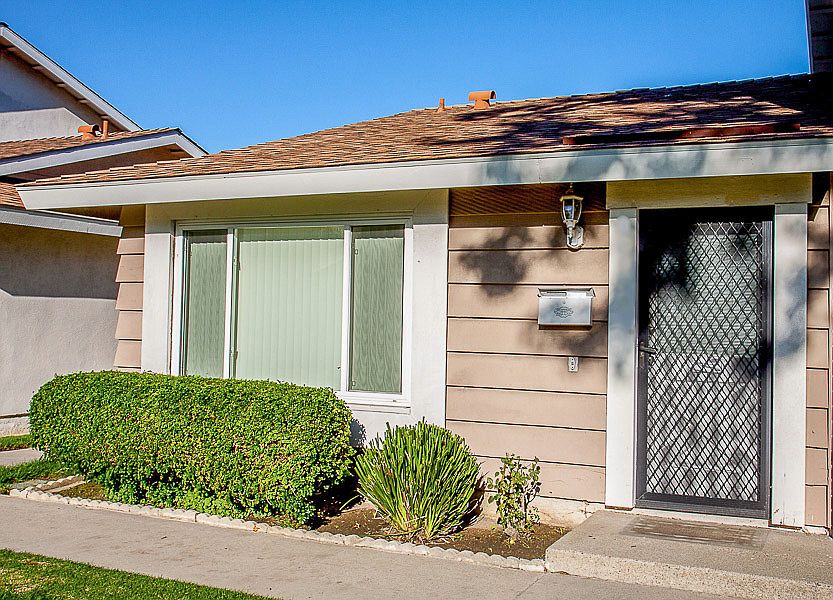 1st image of 19859 Kingswood Ln