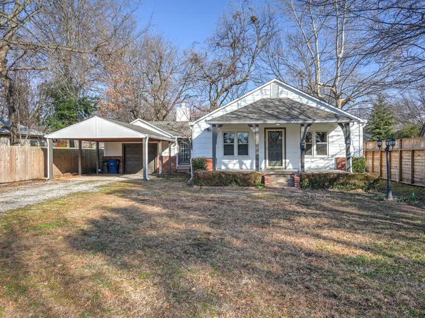 2735 E 55th Pl, Tulsa, OK 74105