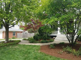 403 Bryant Ave, Glen Ellyn, IL
