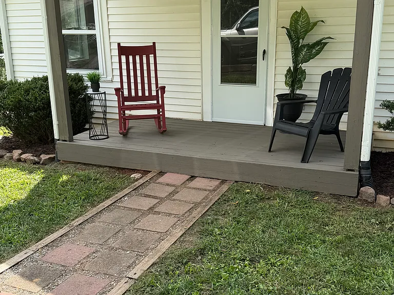 25 Ridge Ave — Photo 2