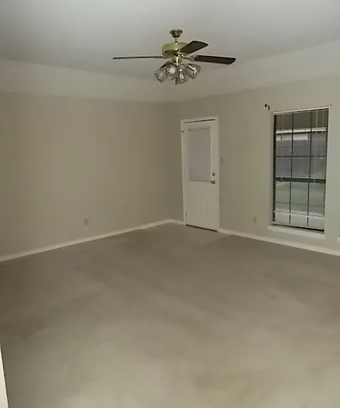 3950 Trinity Ln — Photo 15