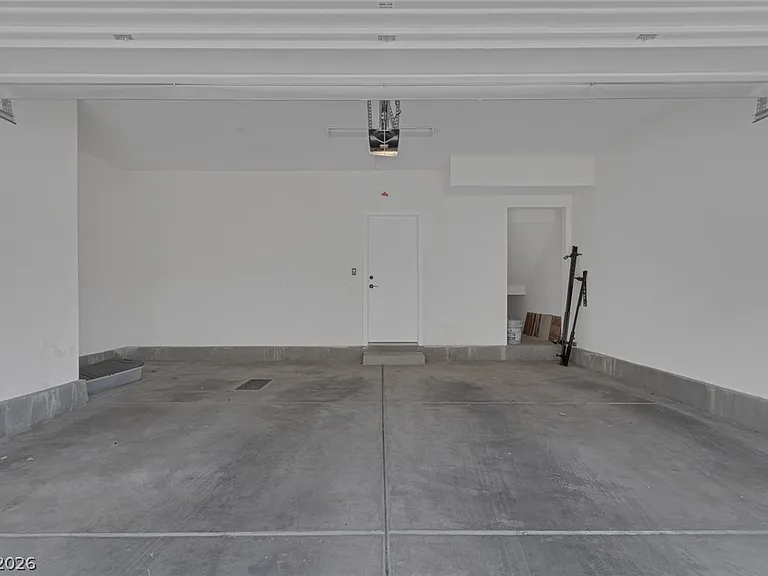 2854 Starling Summit St — Photo 32