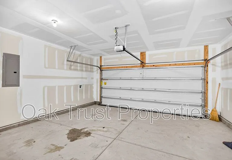 418 Avocet Dr — Photo 31