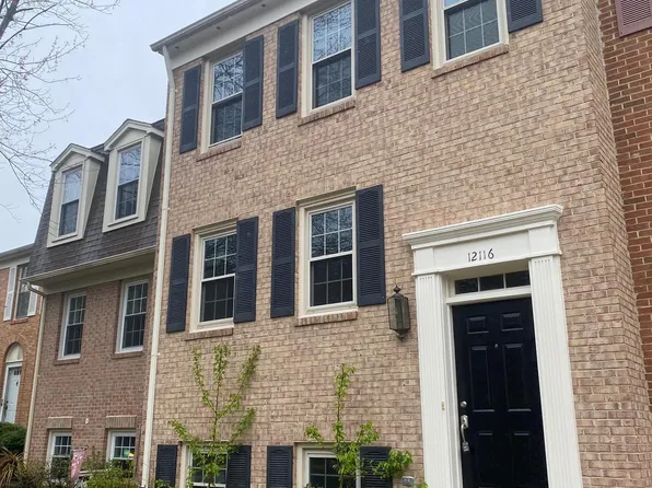 12116 Stallion Ct, Woodbridge, VA 22192