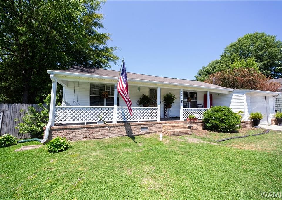 1st image of 2212 Forest Lake Dr