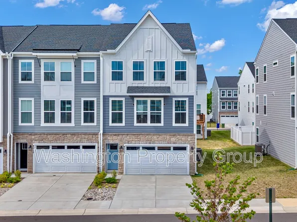 4013 Singerville Ct, Fredericksburg, VA 22408