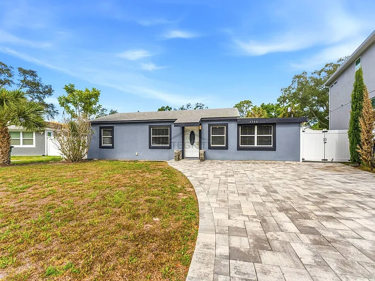 4746 W Anita Blvd — Photo 3