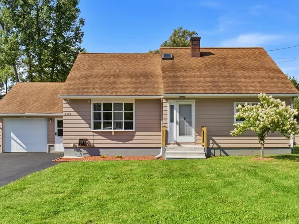 1981 East St, Pittsfield, MA 01201