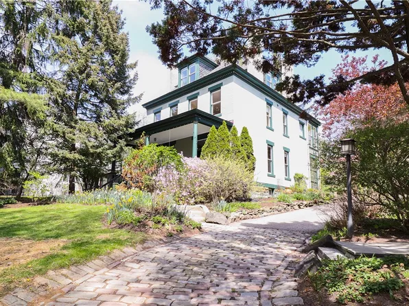 1231 Wightman St, Pittsburgh, PA 15217