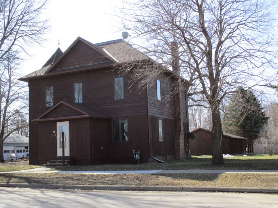 1st image of 1216 3rd Ave