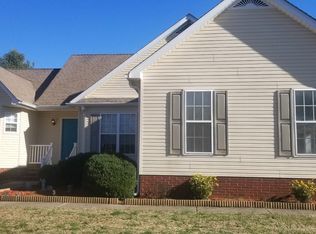9008 Dandelion Dr, Murfreesboro, TN 37129