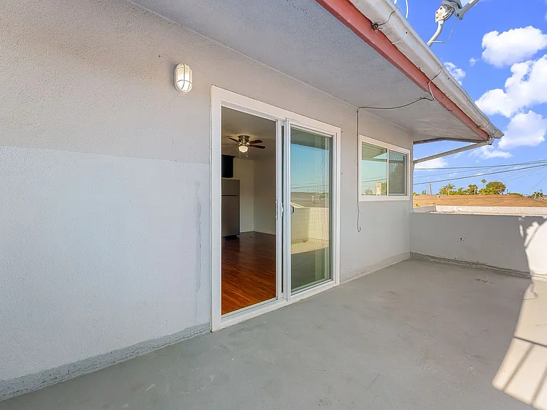 10920 S Osage Ave #14 — Photo 9