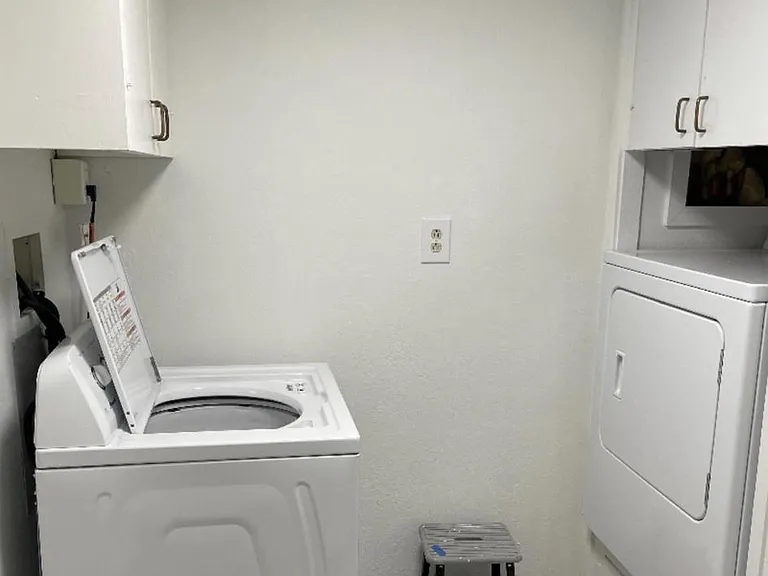 Washer & Dryer