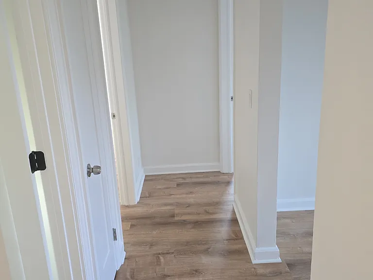 1974 Saint Georges Ave #11 — Photo 8