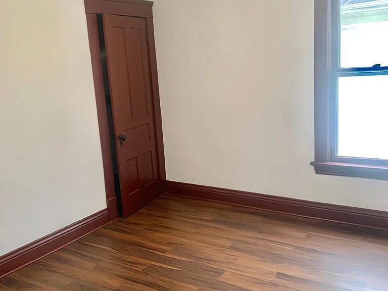 812 E Lincoln Hwy #2 — Photo 6