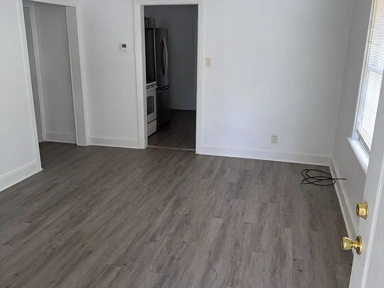 837 Fulton Ave — Photo 3