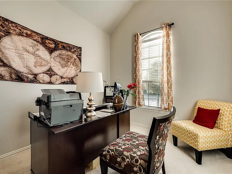 629 Hummingbird Dr — Photo 8