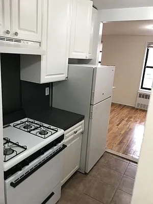 Rented by Compass | media 11