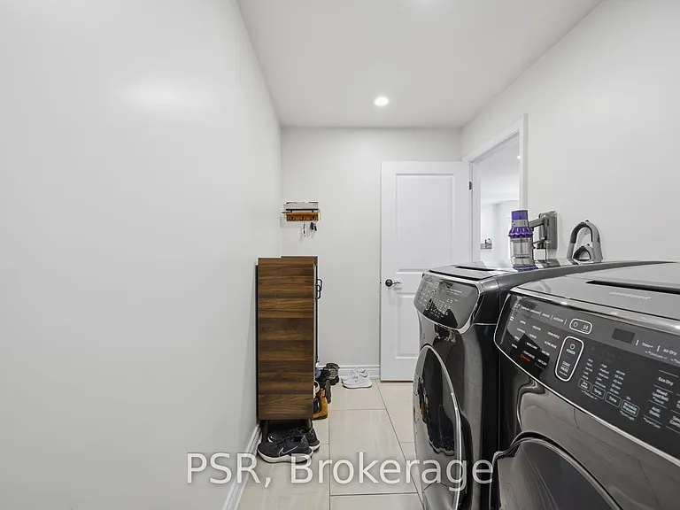 3254 Sir Johns Homestead — Photo 31