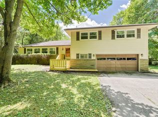 770 E River Rd, Rochester, NY 14623