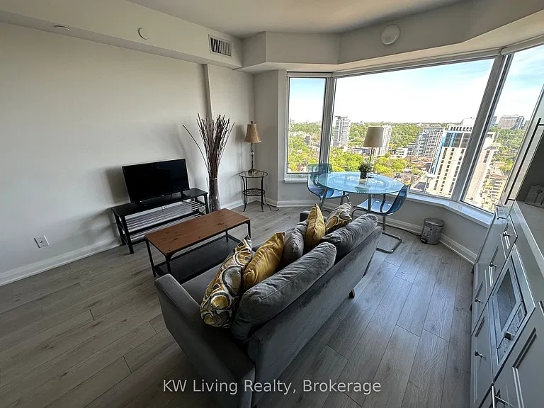 155 Yorkville Ave #2920 — Photo 7